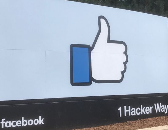 Facebook Thumbs Up